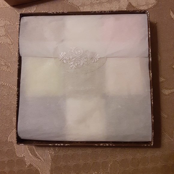 Savons d' Invites Guest Soaps - Picture 4 of 5
